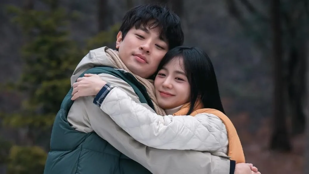 Jisoo BLACKPINK-Park Jung Min Jadi Pasangan Kekasih di ‘Newtopia’