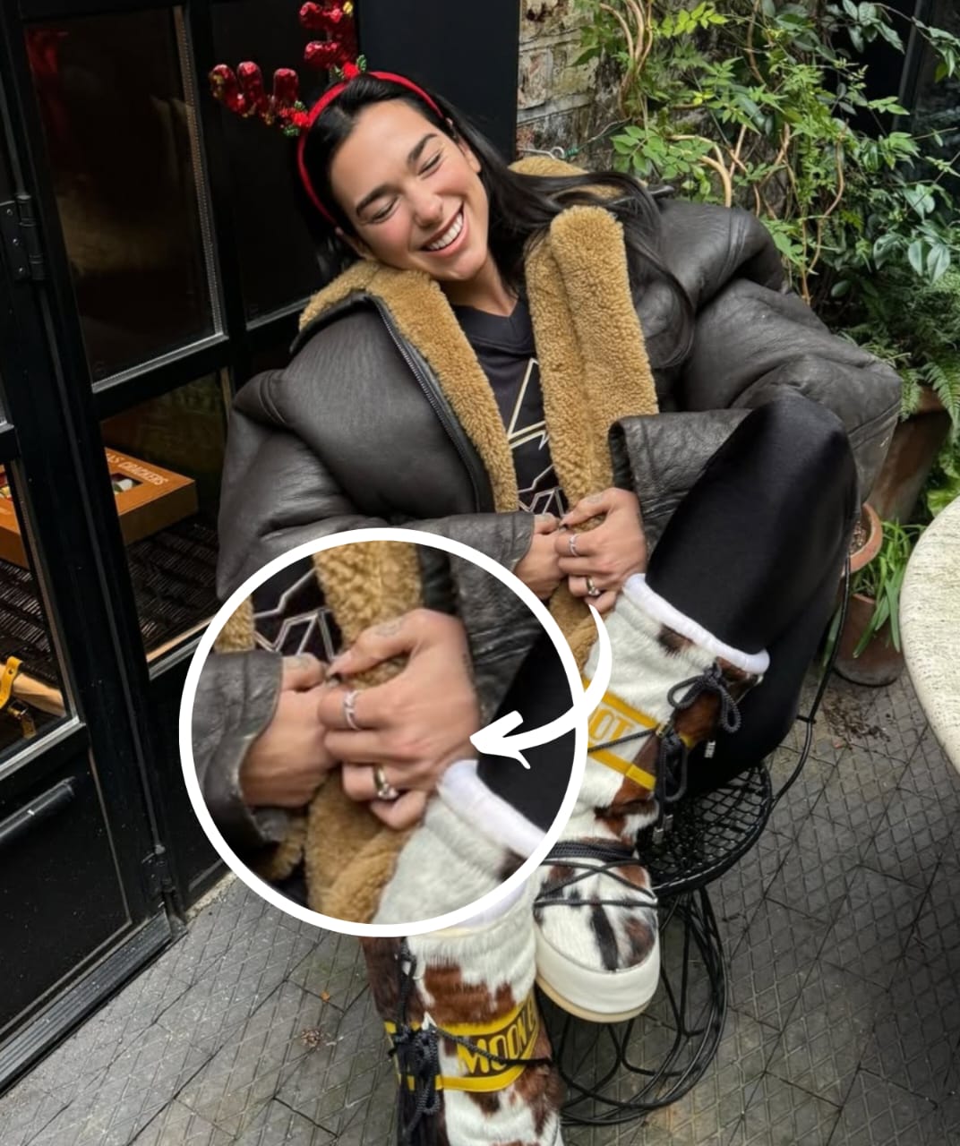 Cincin di jari manis Dua Lipa yang diduga cincin lamaran. Foto: Dok. Instagram @dualipa
