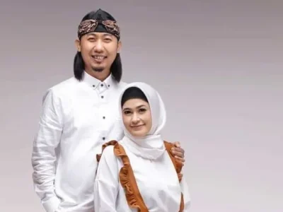 Anak perempuan Ade Jigo meninggal saat masih dalam kandungan. Foto : Instagram/adejigo