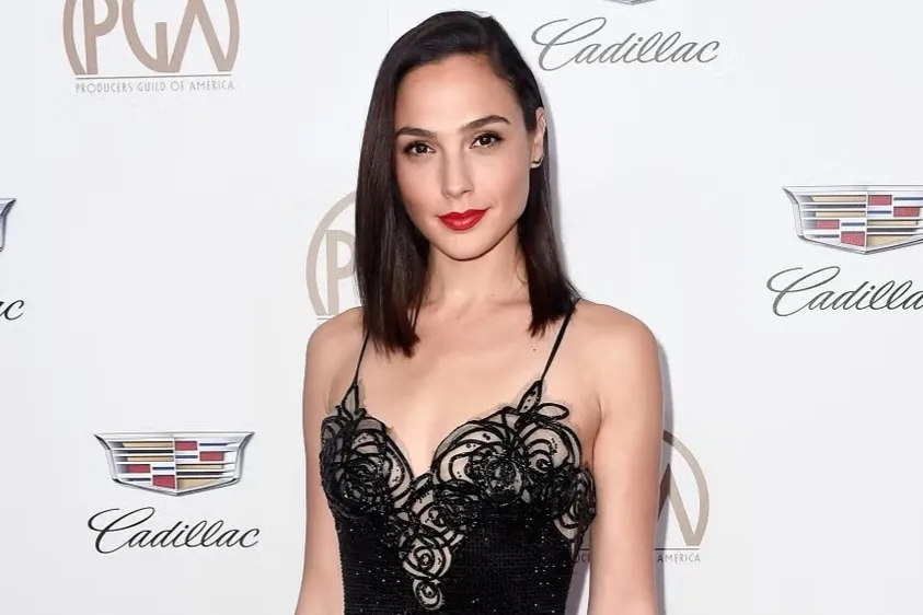Perjuangan Gal Gadot Alami Pembekuan Darah di Otak Saat Hamil
