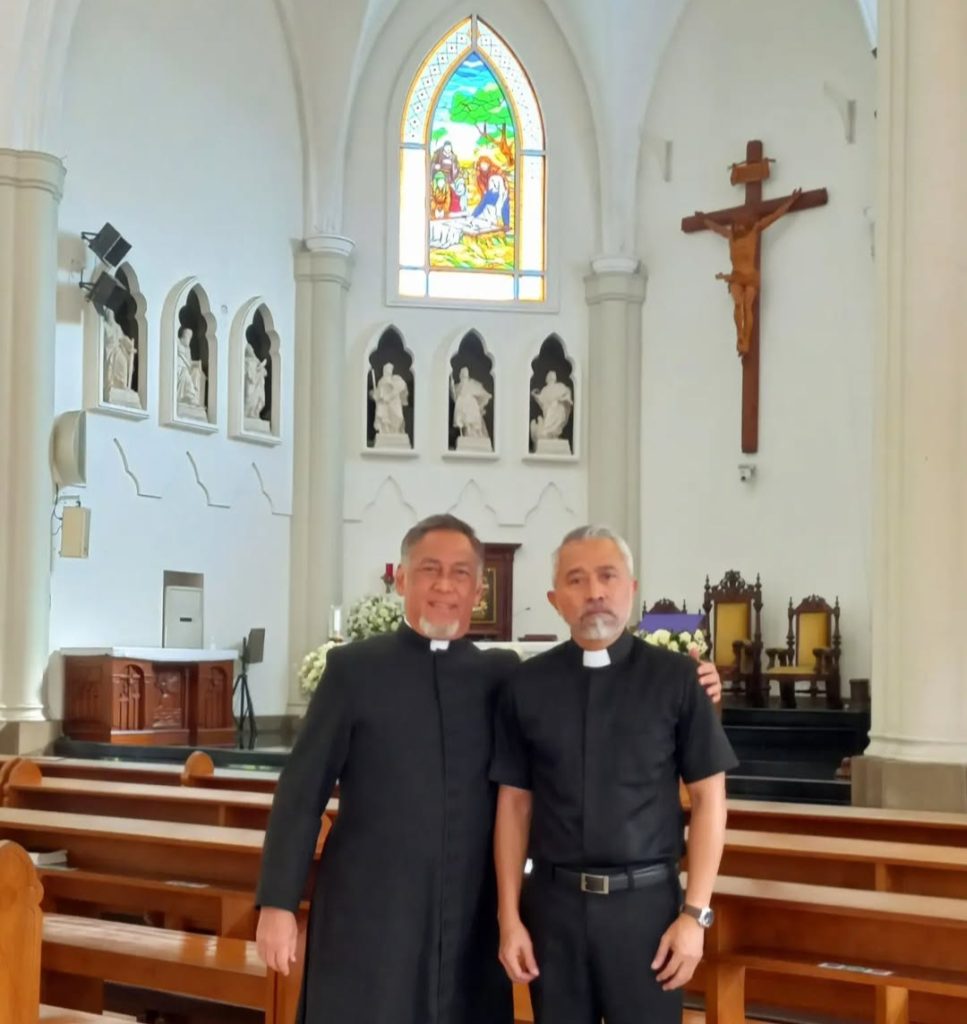 Joshua Pandelaki dan Lukman Sardi (Foto: Instagram/joshua_pandelaki)