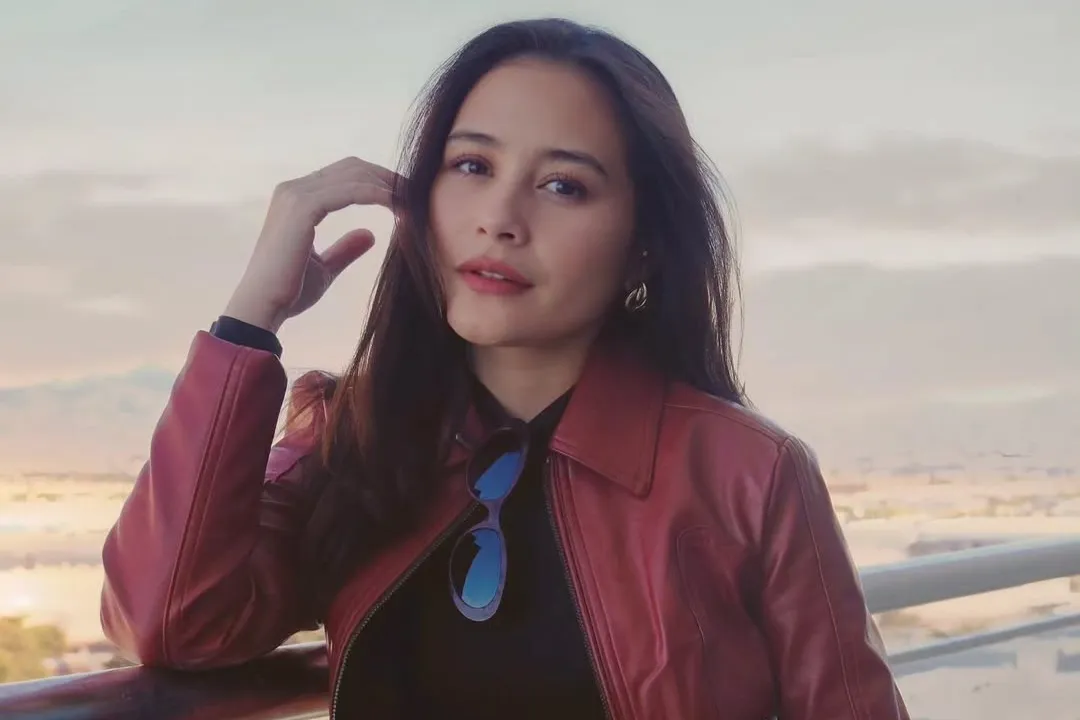 Prilly Latuconsina Akui Tidak Jomblo, Siapa Kekasihnya?