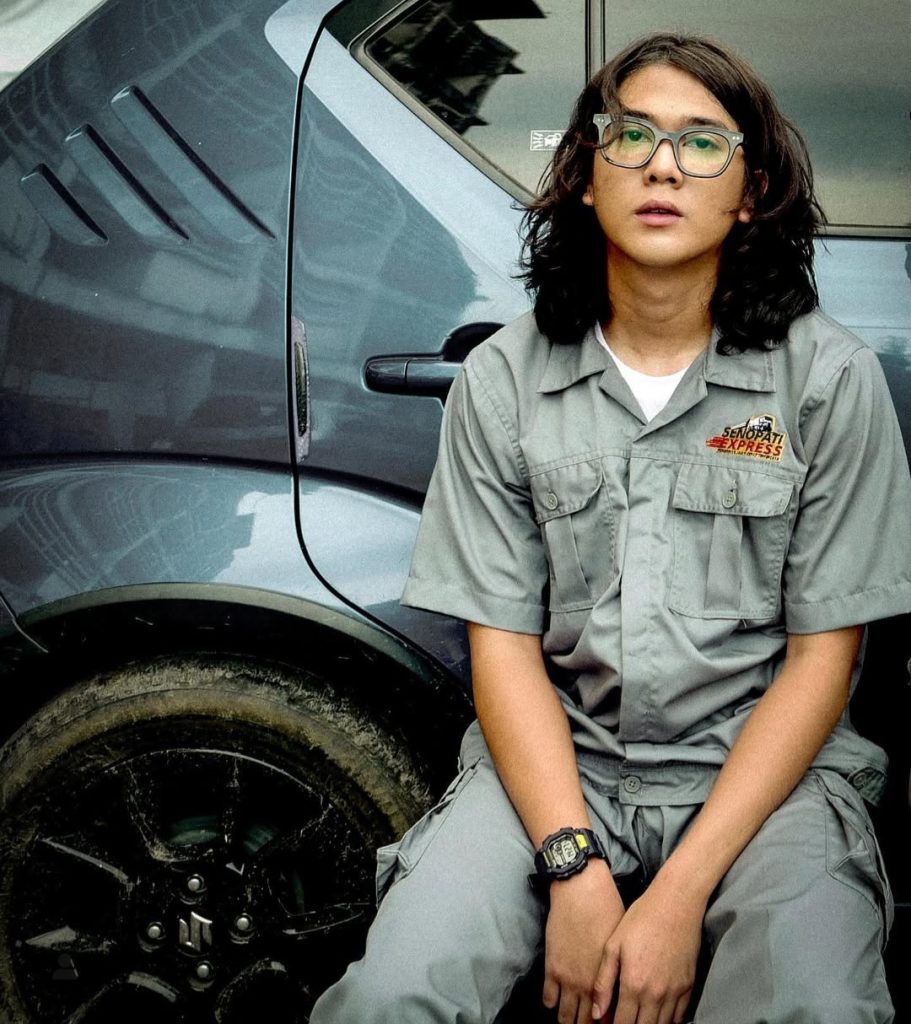 Iqbaal Ramadhan (Foto: Instagram/iqbaal.e)