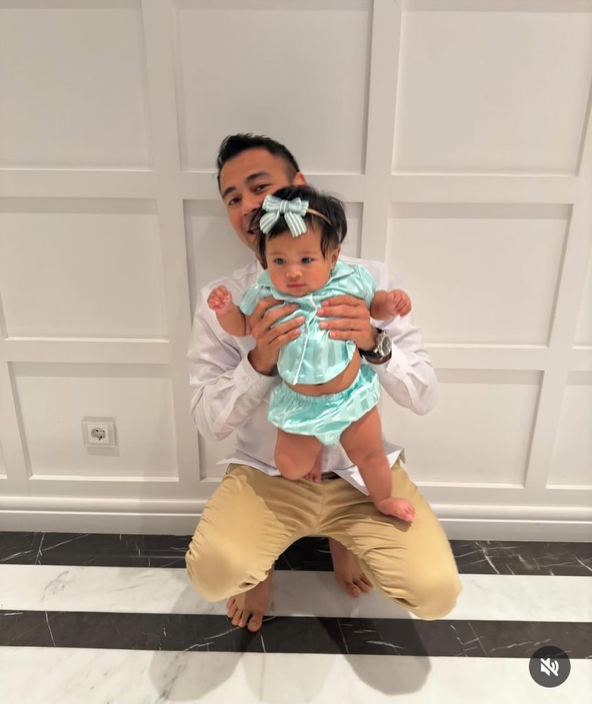 Raffi dan Baby Lily (Foto: Instagram/raffinagita1717)