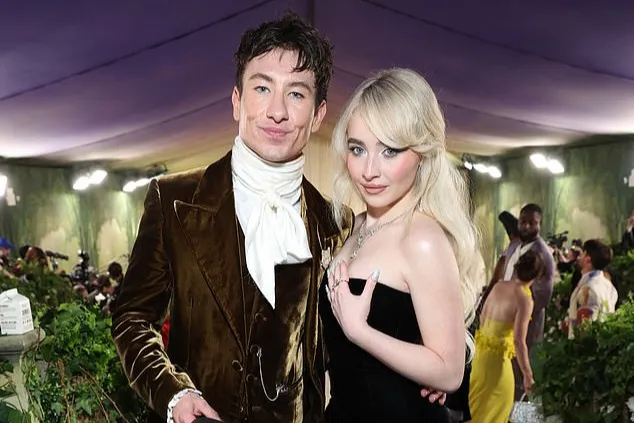 Setahun Pacaran, Sabrina Carpenter dan Barry Keoghan Kini Putus