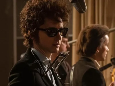 Timothee Chalamet jadi Bob Dylan di film 'A Complete Unknown' (Foto: SearchlightPictures)