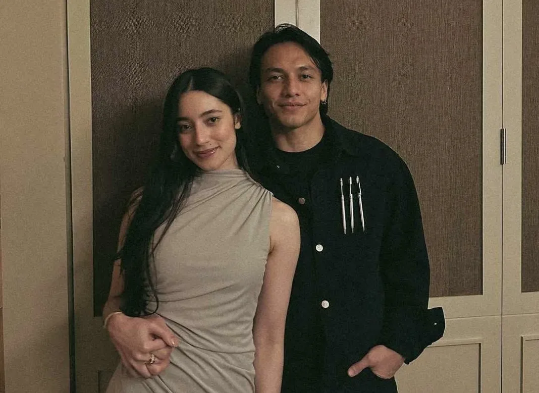 Mengenal Ameera Khan, Selebgram Malaysia yang Diduga Pacar Jefri Nichol