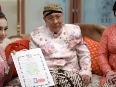 Celine Evangelista dapat gelar kehormatan. (Foto: Dok. Pri)