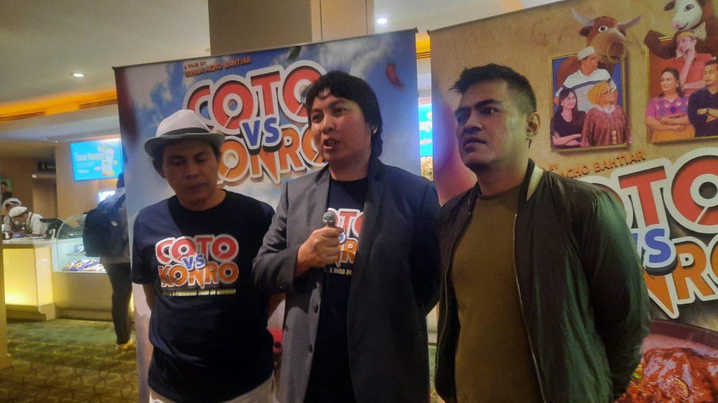 Luhtfia Sato, Irham Acho Bahtiar dan Fredy K. (Foto: Syukri/Nyata)