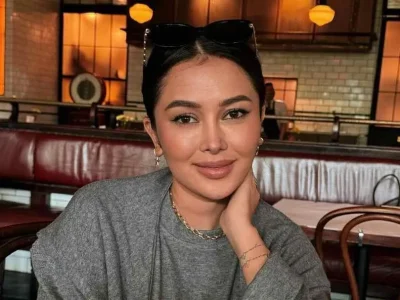 Agama Mutia Ayu menjadi perdebatan. Foto : Instagram/mutia_ayuu