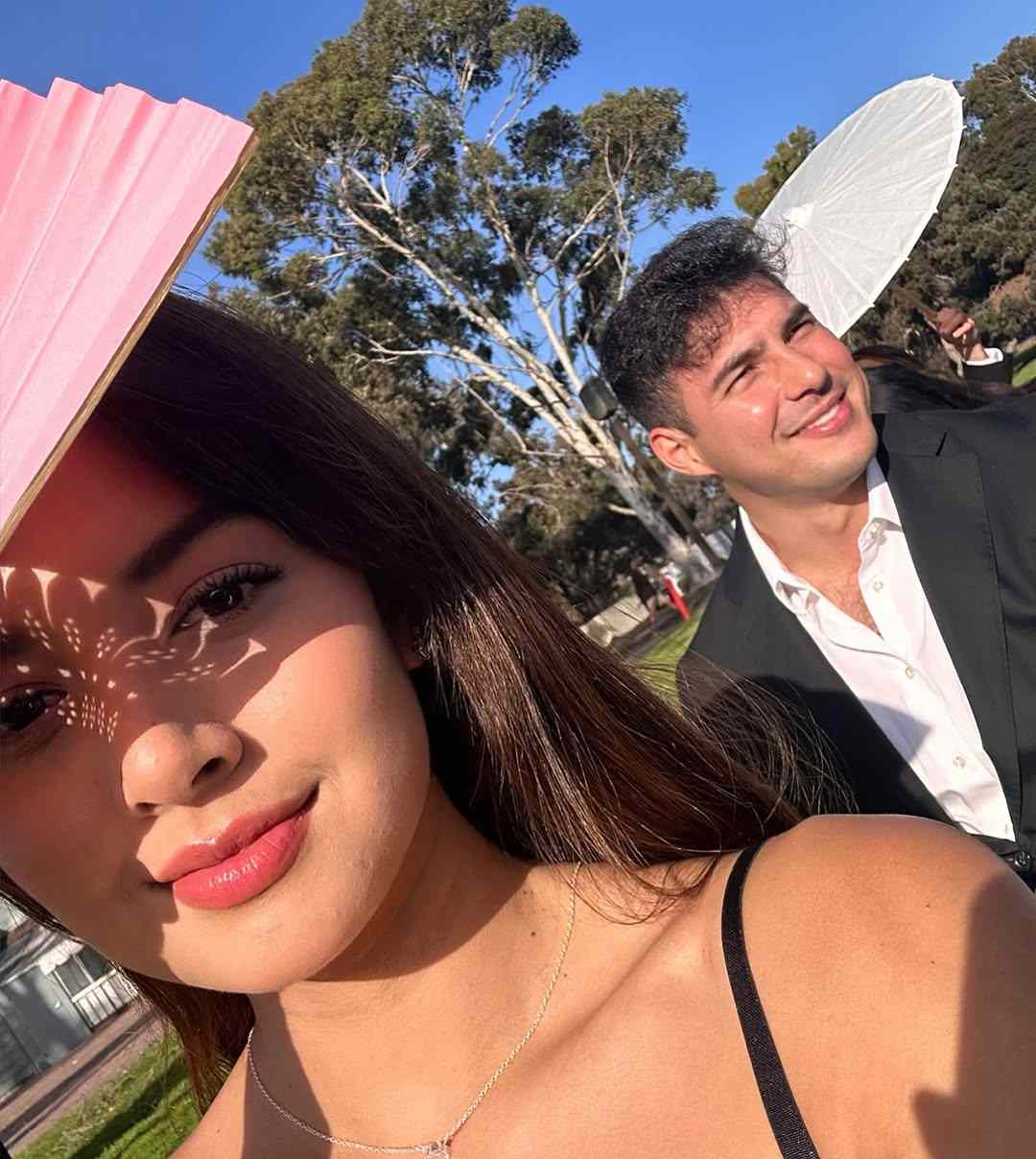 Aurelie Moeremans dan Tyler Bigenho saat pergi kondangan. Foto : Instagram/aurelie