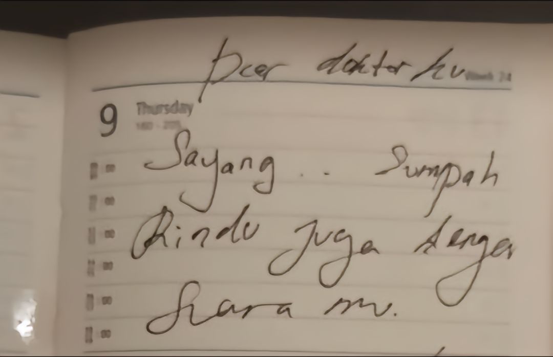 Surat yang ditulis tangan Ammar Zoni. Foto : Tiktok/drgkamelia