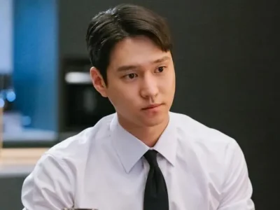 Go Kyung Pyo dituduh lakukan hal tidak senonoh di photo booth. Foto: Dok. Instagram @cln_company