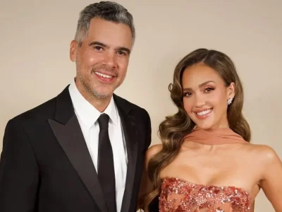 Rumah tangga Jessica Alba dan Cash Warren diisukan retak setelah 17 tahun bersama. Foto: Dok. Instagram @jessicaalba