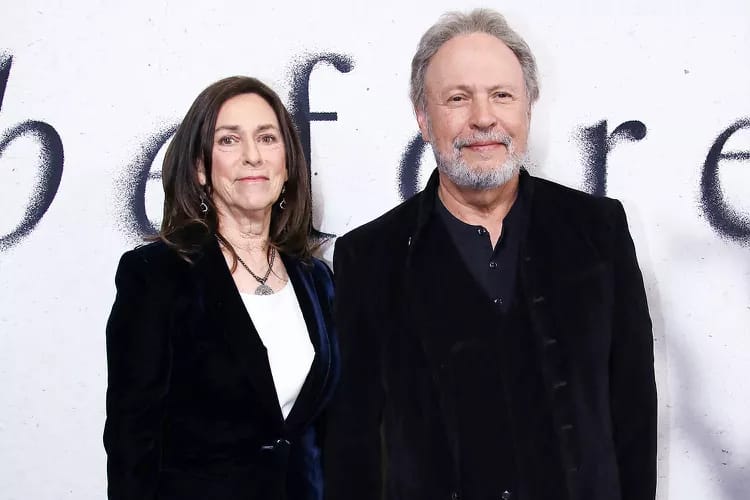 Billy Crystal dan istrinya, Janice. Foto: Dok. Leonardo Munoz/Getty Images