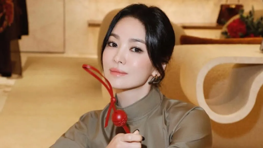 Song Hye Kyo Pamer Vokal Merdu, Cover Lagu ‘After Love’