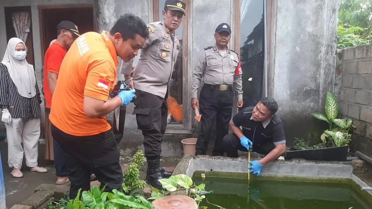 Balita Kembar Nganjuk Tewas Tenggelam di Kolam Ikan Rumah