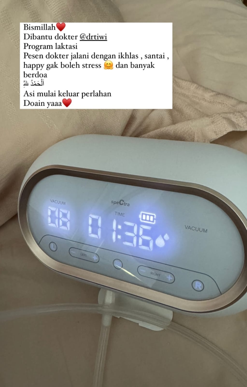 Usaha Zaskia Sungkar untuk bisa menyusui Humaira. Foto: Dok. Instagram @zaskiasungkar15