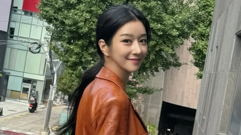 Seo Yea Ji Unjuk Skill Dance, Tarikan ‘Mantra’ di Fans Meeting