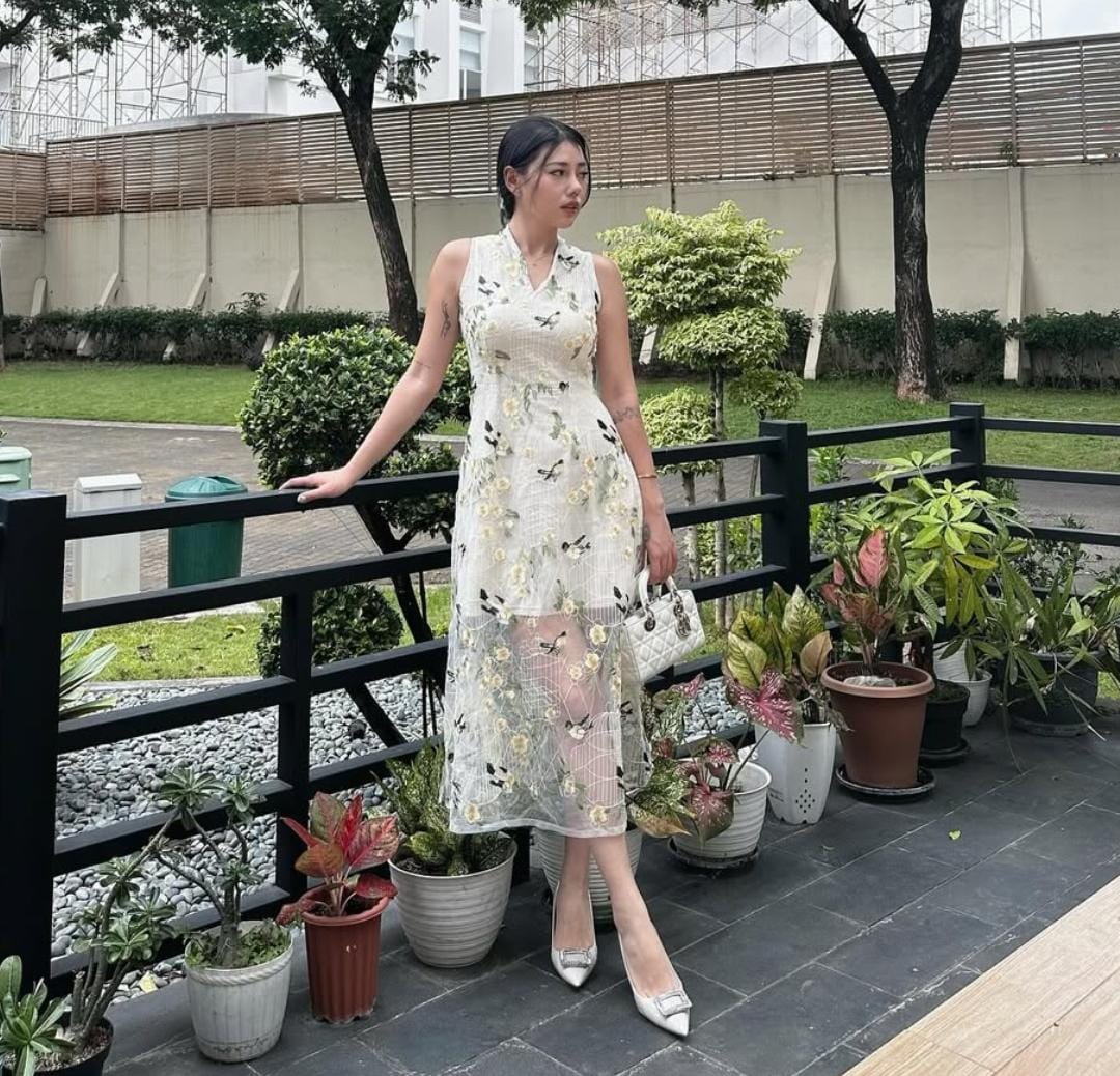 Outfit Imlek ala Wendy Walters. Foto: Dok. Instagram @wendywalters