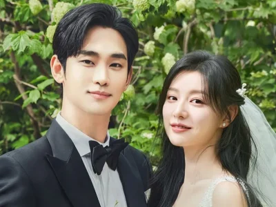 Kim Soo Hyun dan Kim Ji Won, pemeran utama drakor 'Queen of Tears'. Foto: Dok. X @CJnDrama