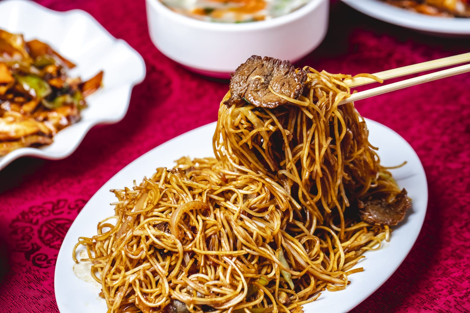 Mie panjang umur. Foto: Dok. Freepik