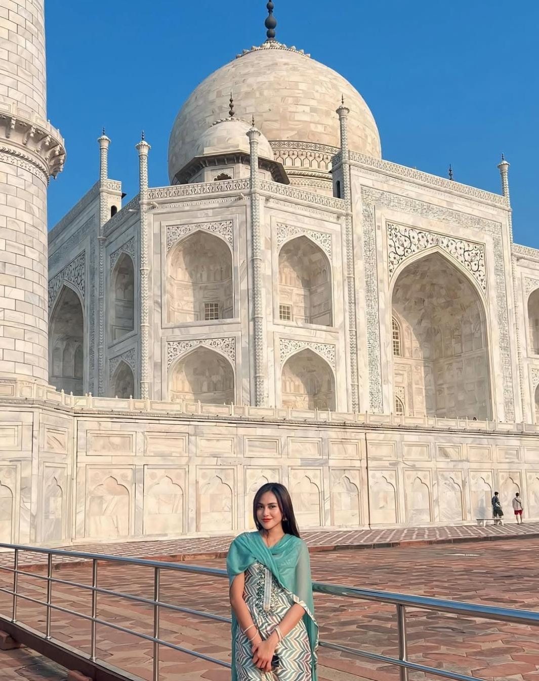 Oshima mengunjungi Taj Mahal. Foto: Dok. Instagram @osimayukari