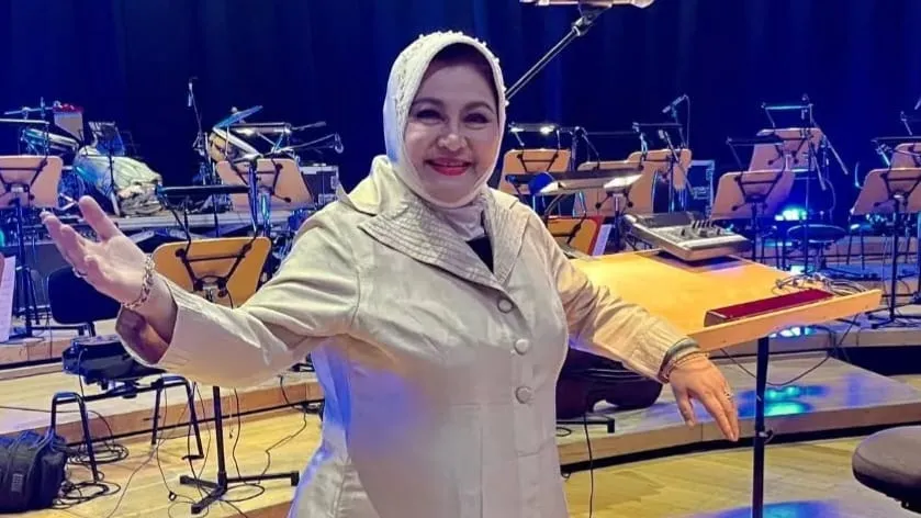 Mengenang Almarhumah Emilia Contessa, Penyanyi yang Dijuluki Singa Panggung Asia