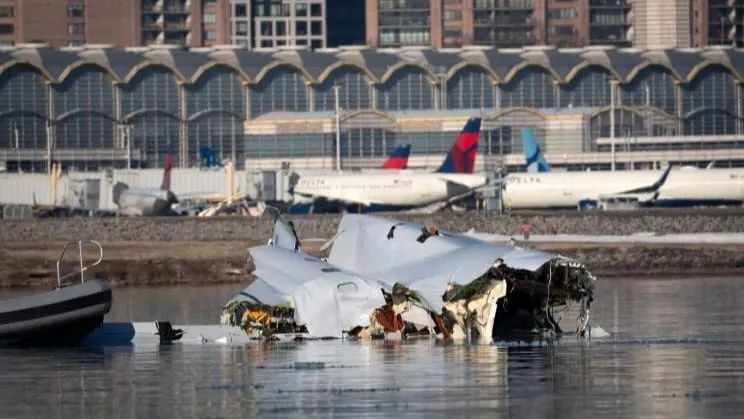 14 Atlet Seluncur Indah Tewas dalam Kecelakaan Pesawat American Airlines