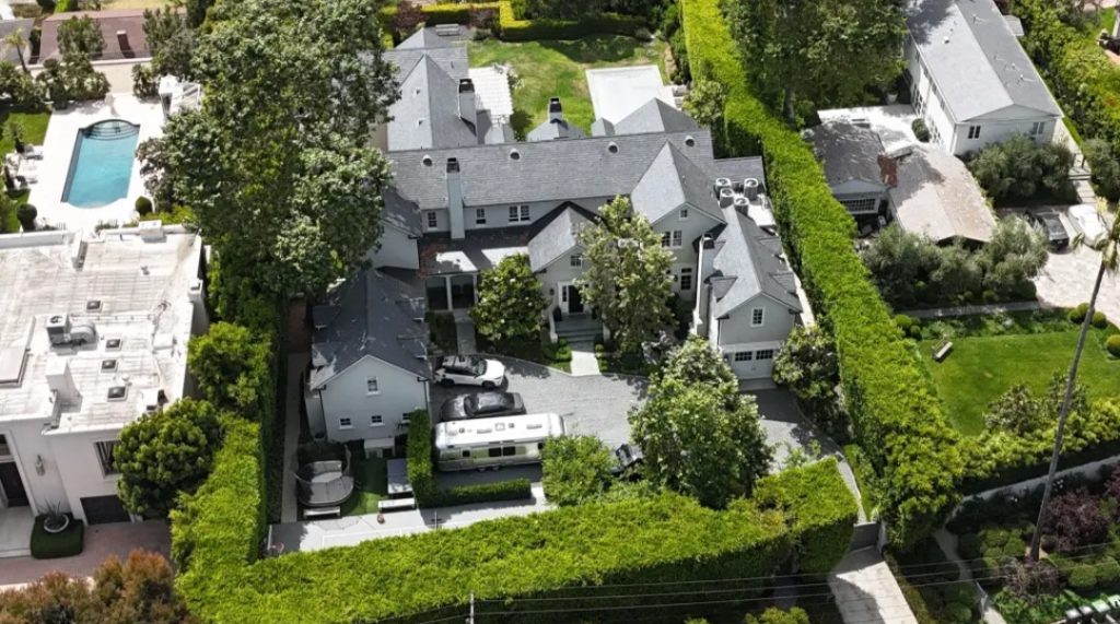 Rumah yang akan dibeli Jlo (Foto: Dok. BACKGIRD)