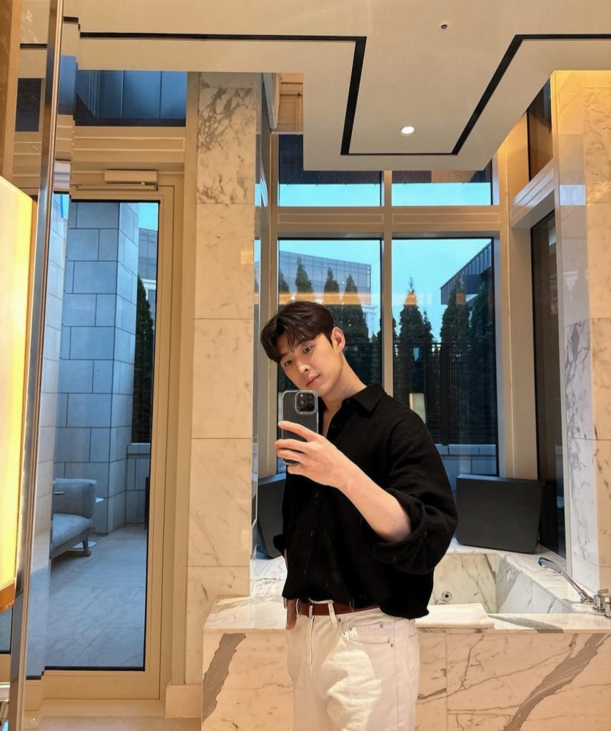 Profil Kim Jeon Su (Foto: Instagram/justsoo_it)