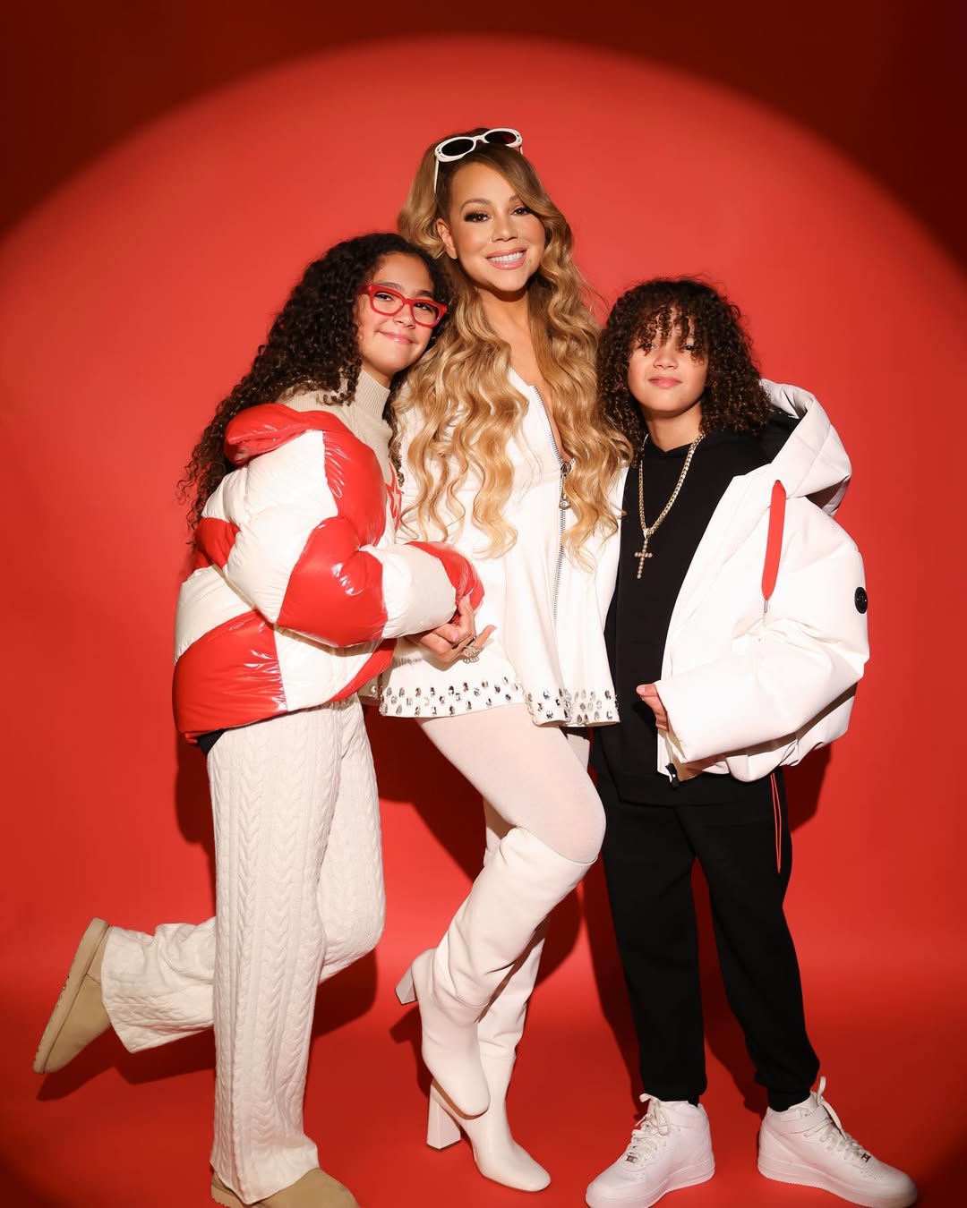 Mariah Carey bersama anak kembarnya (Foto: Instagram/mariahcarey)