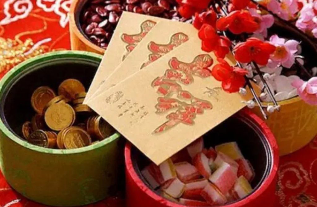 Parcel dalam bentuk kaleng (Foto: Pinterest)
