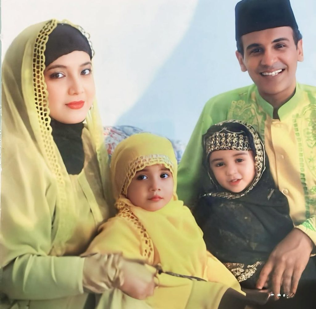 Zaskia (kiri) dan Shireen (kanan) saat masih kecil (Foto: Instagram/zaskiasungkar)