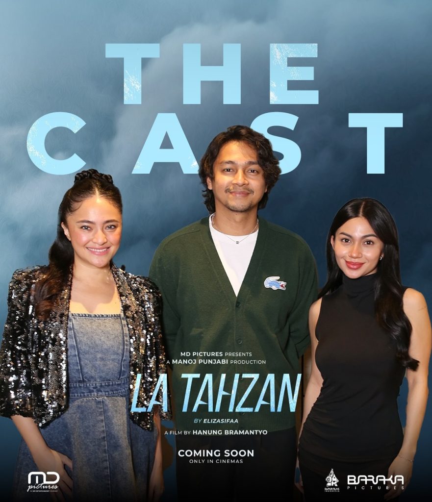 Deva Mahenra dan pemain ‘La Tahzan’ yang lain (Foto: Instagram/latahzanmovie)