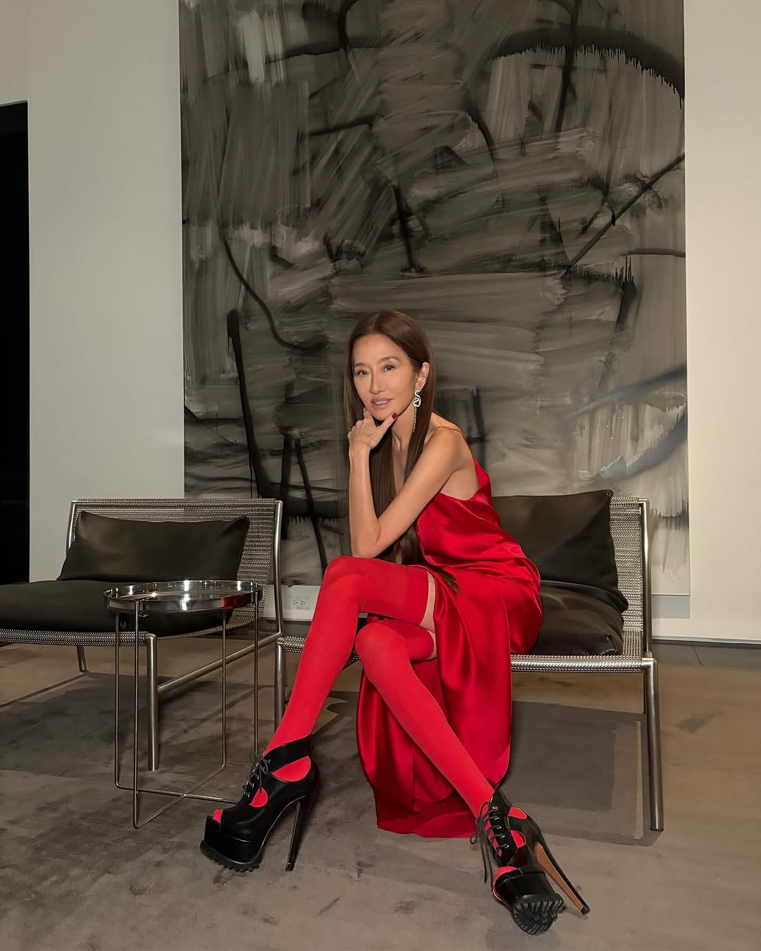 Desainer senior Vera Wang rayakan Tahun Baru dengan warna merah (Foto: Instagram/verawang)