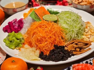 Bahan yang wajib ada di yusheng atau lo hei (Foto: Instagram/tamjiak_veggiez)