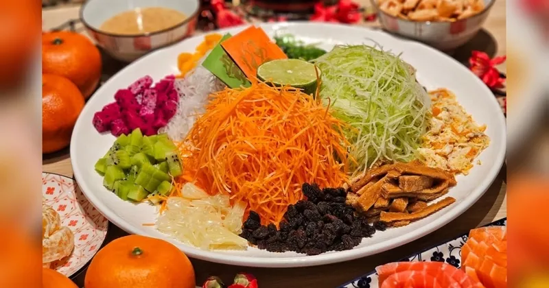 11 Bahan Wajib Yusheng Agar Hidup Penuh Berkah
