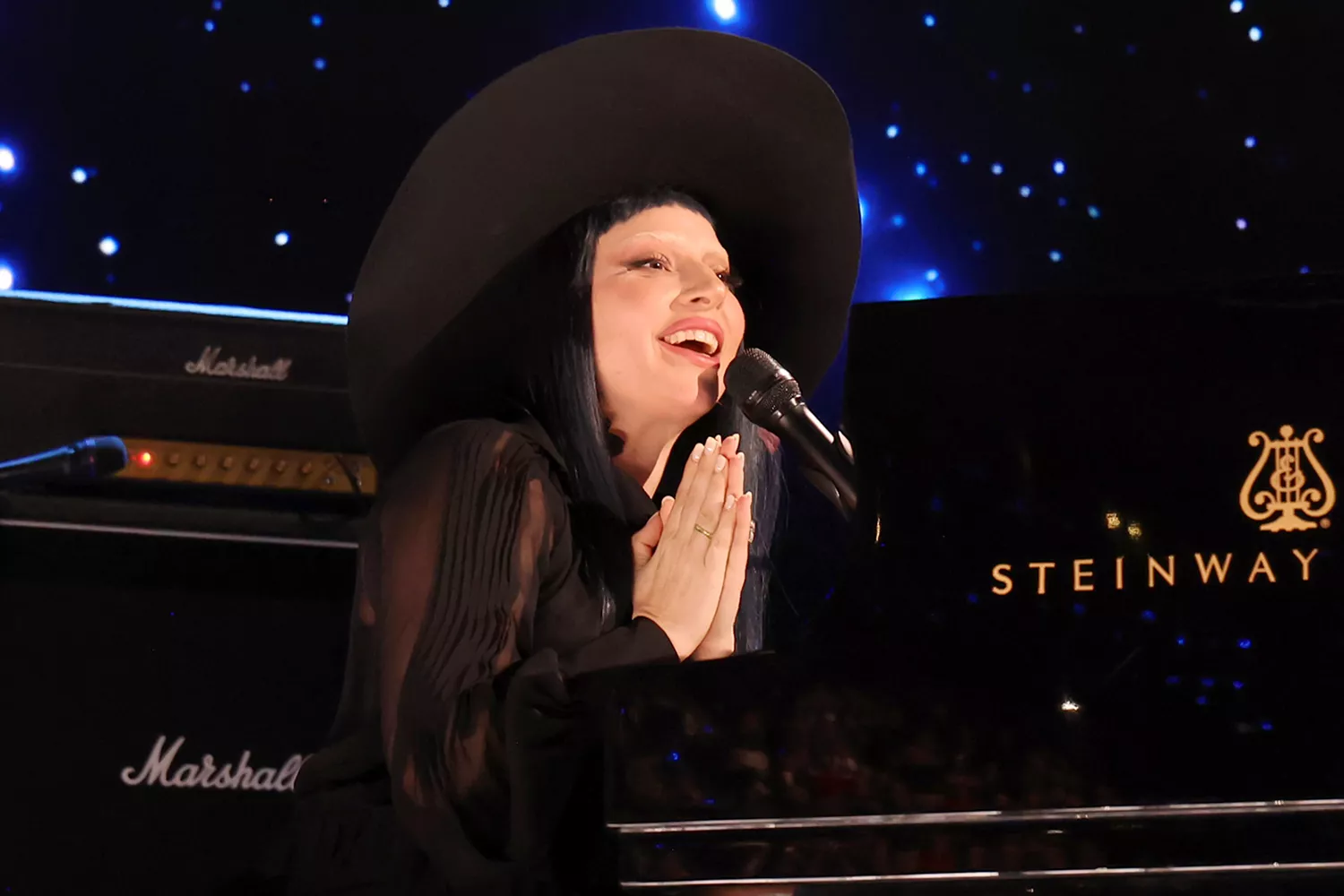 Konser Amal FireAid, Lady Gaga Nyanyi Lagu Terbaru yang Ditulis Bersama Tunangan