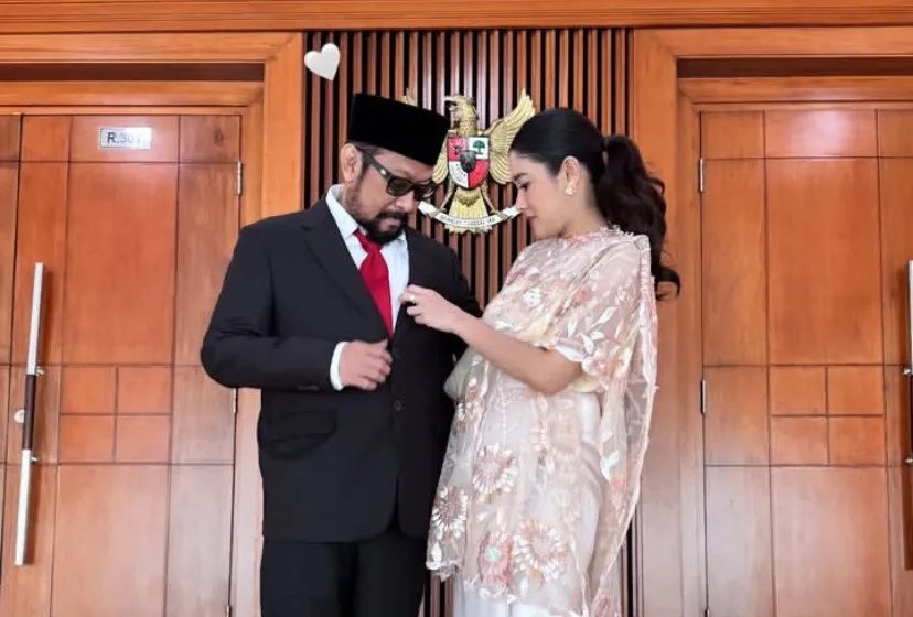 Ditemani Anak, Artis Jamal Mirdad Dilantik Sebagai Anggota DPR RI