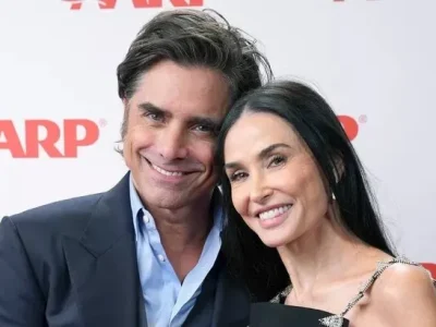 Demi Moore reuni dengan John Stamos setelah 40 tahun. Foto : PRESLEY ANN/GETTY