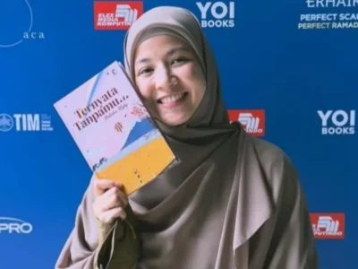 Natasha Rizky merilis buku terbarunya 'Ternyata Tanpamu'. (Foto: Instagram/natasharizkynew)
