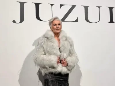 Maye Musk Masih aktif menjadi model di usia 76 tahun. Foto: Dok. Instagram @mayemusk
