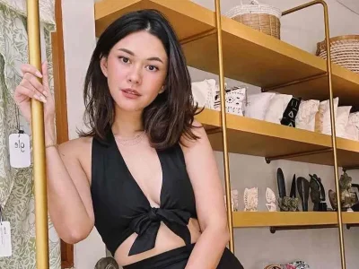 Nana Mirdad jengkel karena dibohongi penjual saat berbelanja di salah satu toko online. Foto : Instagram/nanamirdad_