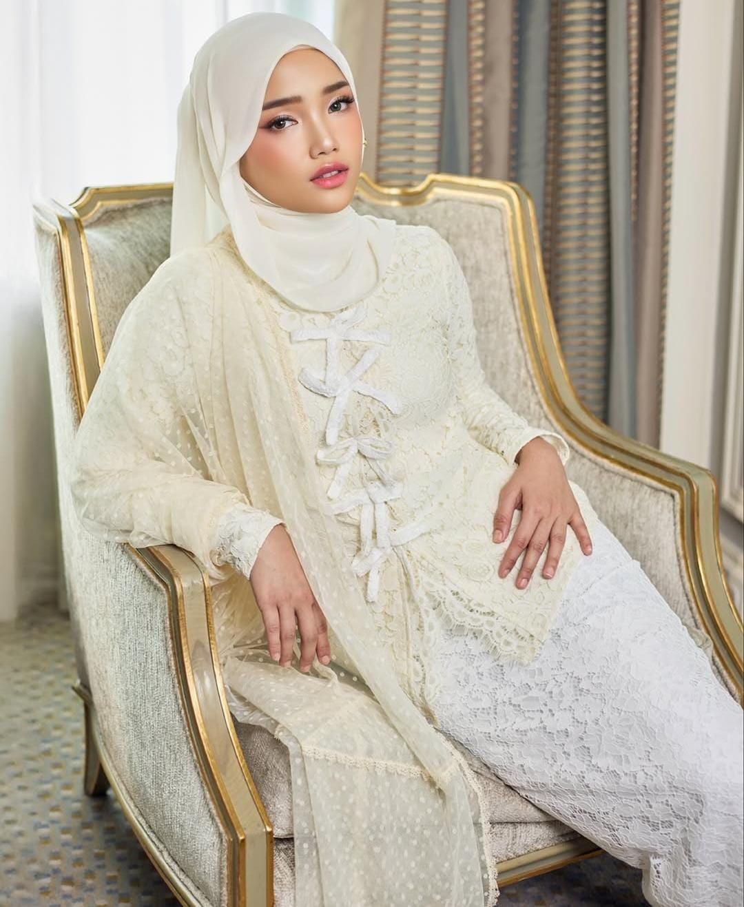 Busana pastel untuk inspirasi lebaran. Foto: Dok. Instagram @hijabista.hub
