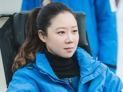Gong Hyo Jin, pemeran Eve Kim di 'When the Stars Gossip'. Foto: Dok. X CJnDrama