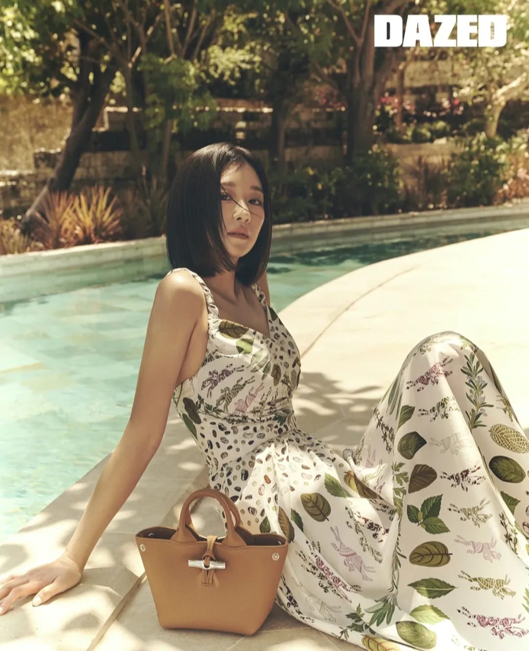Gaun strap yang cocok dengan suasana Bali. Foto: Dok. Instagram @yeyeji_seo