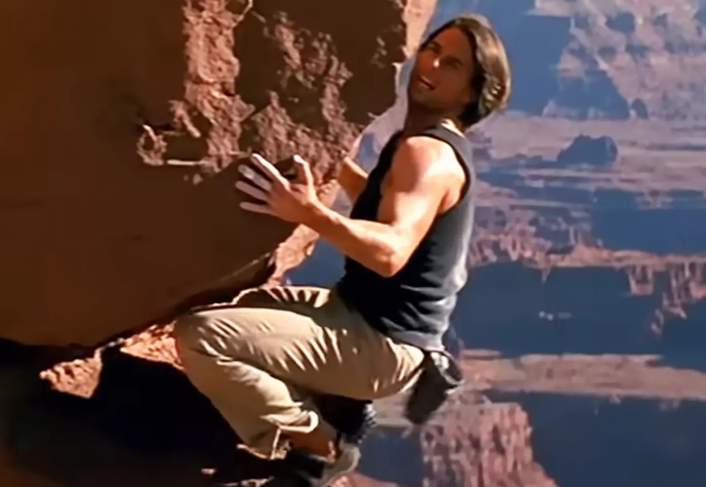 Adegan 'Mission: Impossible 2' (Foto: Paramount Pictures)