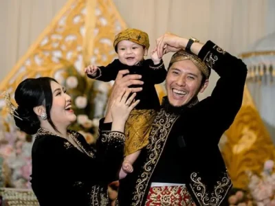 Momen Tedak Siten putra Via Vallen (Foto: Instagram/viavallen)
