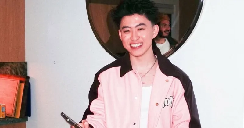 Rich Brian Segera Rilis Album Ke-3, Kolaborasi dengan Keenan Nasution